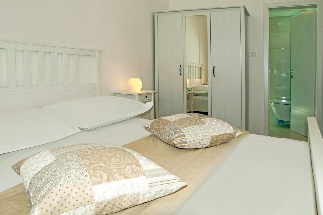 House Dunja Villa โอมิช ภายนอก รูปภาพ